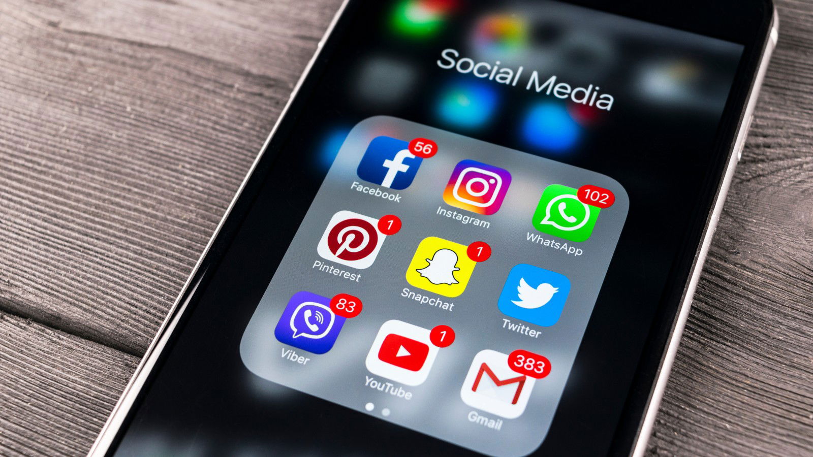 Australia passes law banning social media access for children under 16