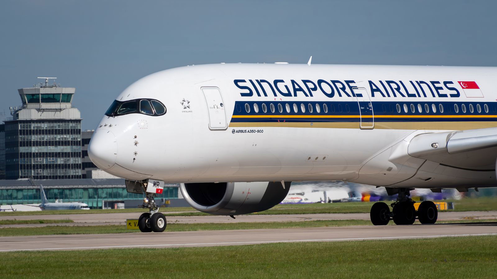 Singapore Airlines picks Salesforce for AI-powered customer service