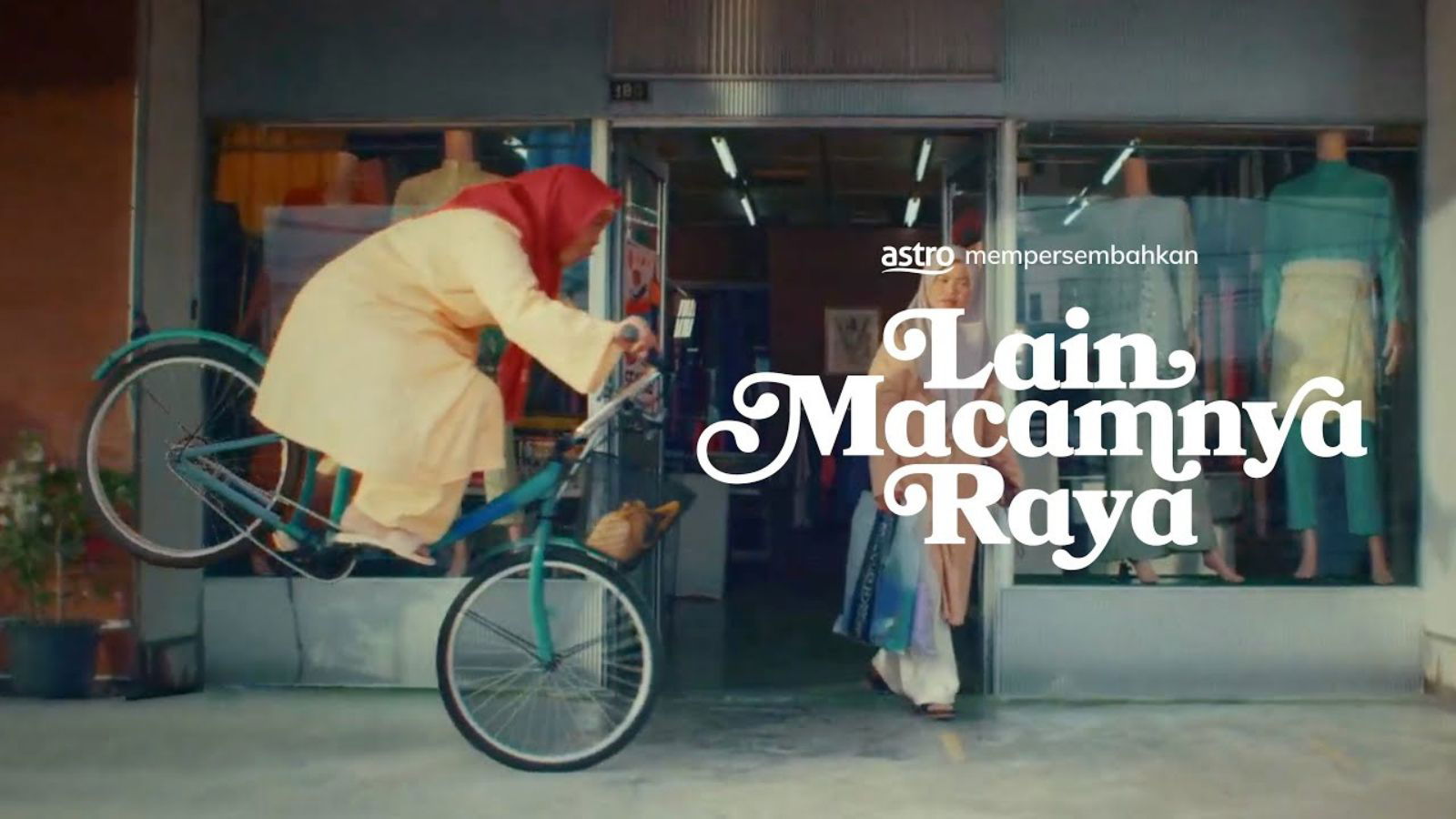 Astro breaks family traditions in comedic Raya ad