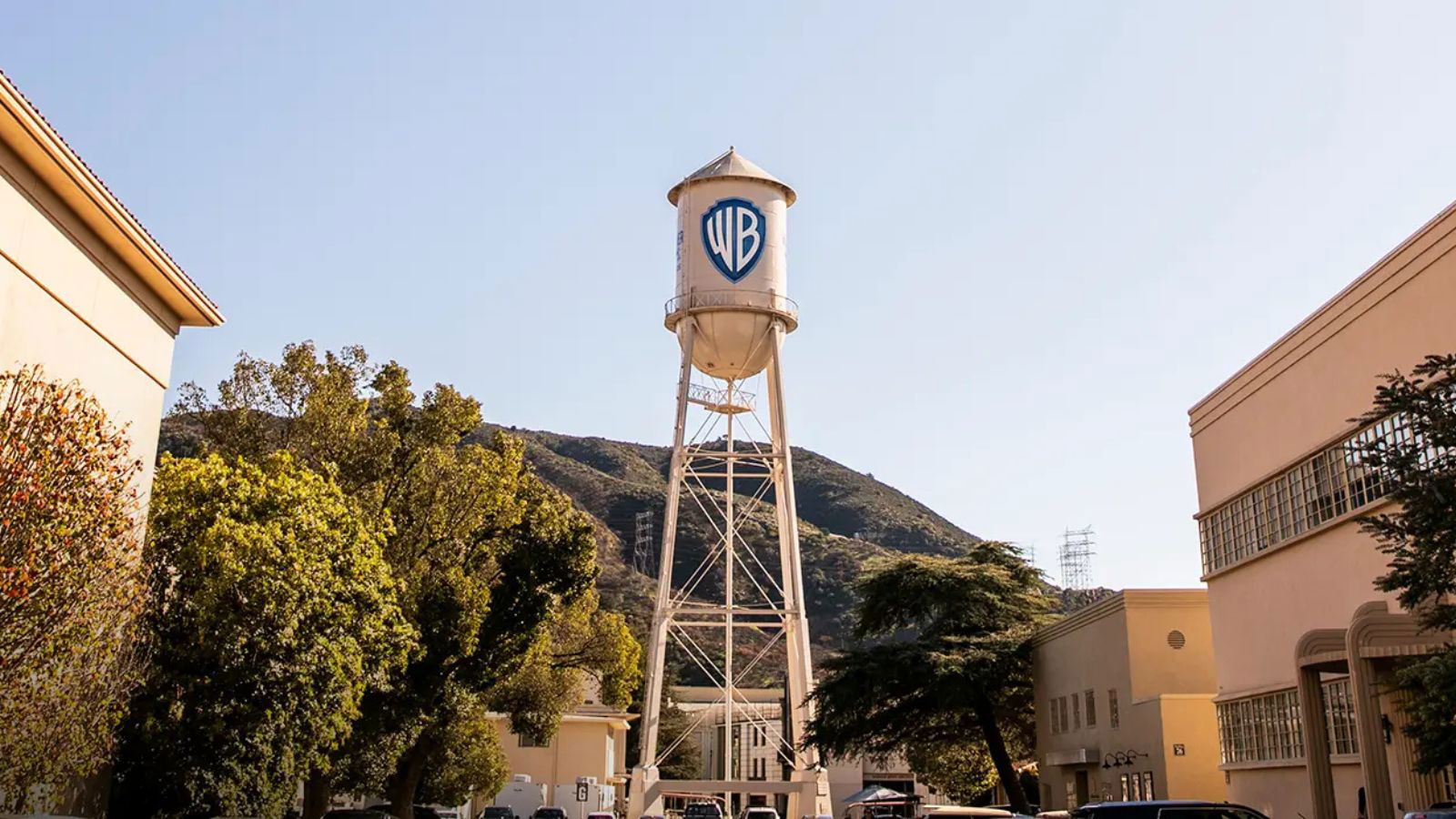 Paramount makes bold US$108.4bn play as fight for Warner Bros. escalates